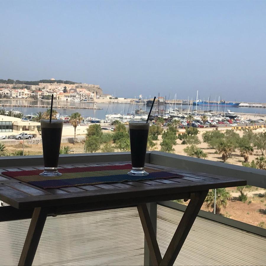 Apartment On The Beach With View Rethimno Eksteriør billede
